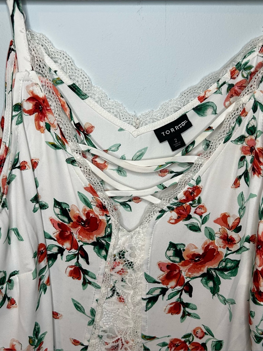 Torrid White & Orange Floral Georgette Lace Cami Size 2X - Picture 3 of 10